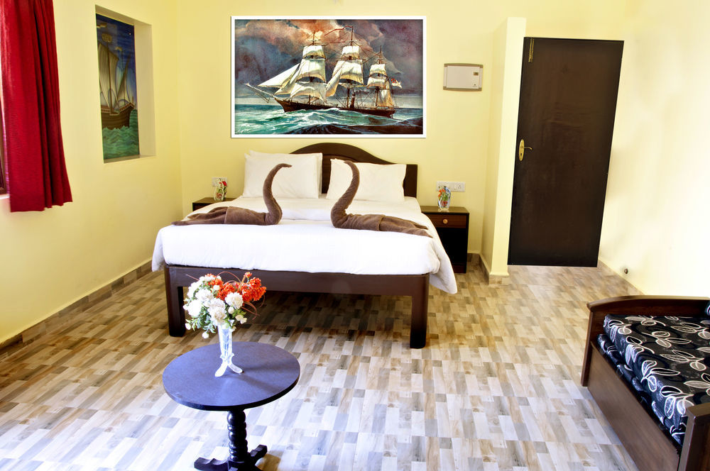 Marina Bay Beach Resort Candolim Kültér fotó